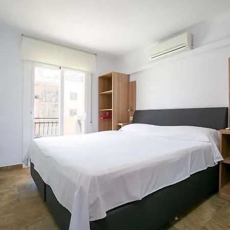 V033 - Rocanegra Апартаменты *