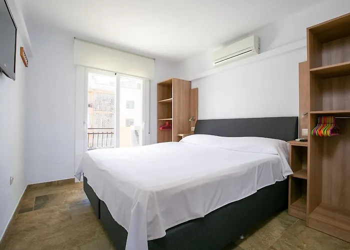 V033 - Rocanegra アパート *