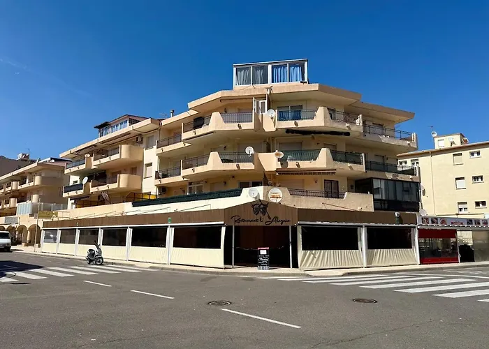 V033 - Rocanegra アパート *